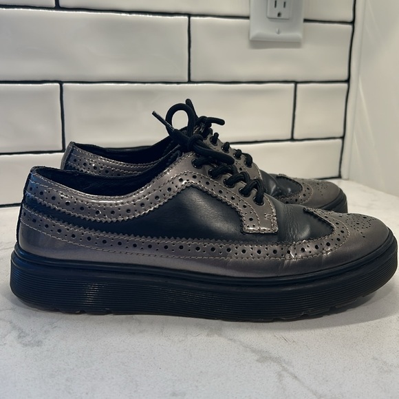 Doc Marten’s Black Metallic Floyd Brogues Loafer Shoes Leather Wing Tip Lug Sole - Picture 10 of 16